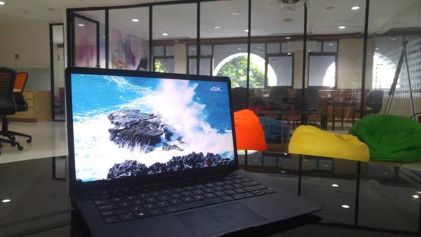 [Review] Kelebihan dan Kekurangan Laptop Asus ZenBook S UX391UA 14