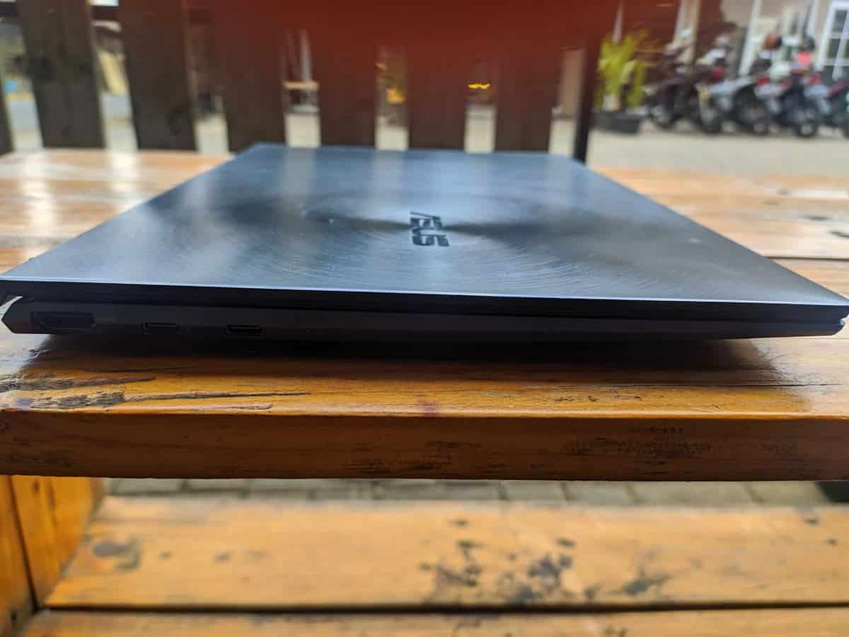 Review ASUS ZenBook 13 (UX325), Laptop Ringkas untuk Mobilitas 6