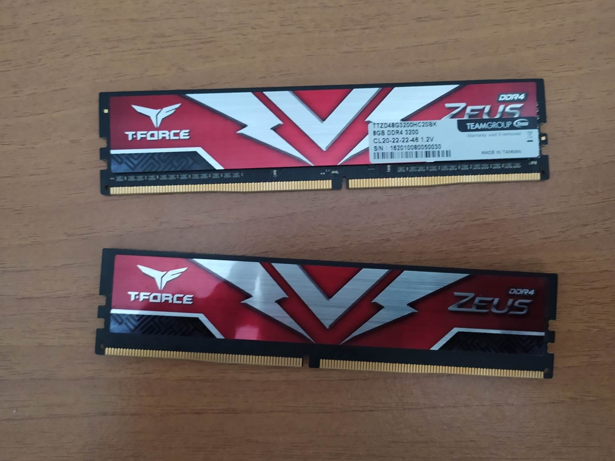 T-FORCE Zeus DDR4 16GB (2)