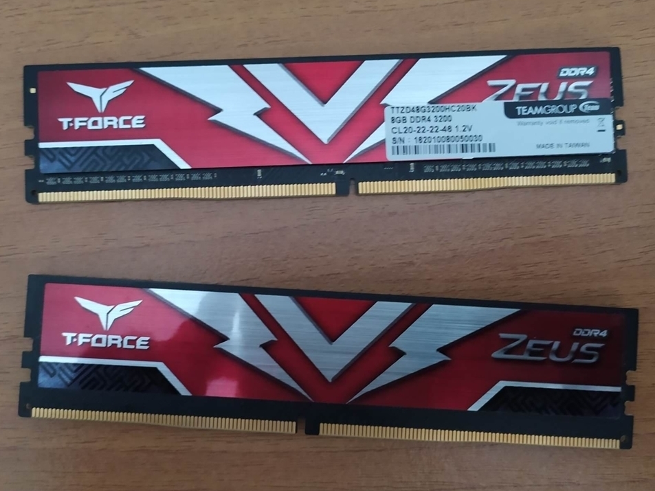 T-FORCE Zeus DDR4 16GB (3)