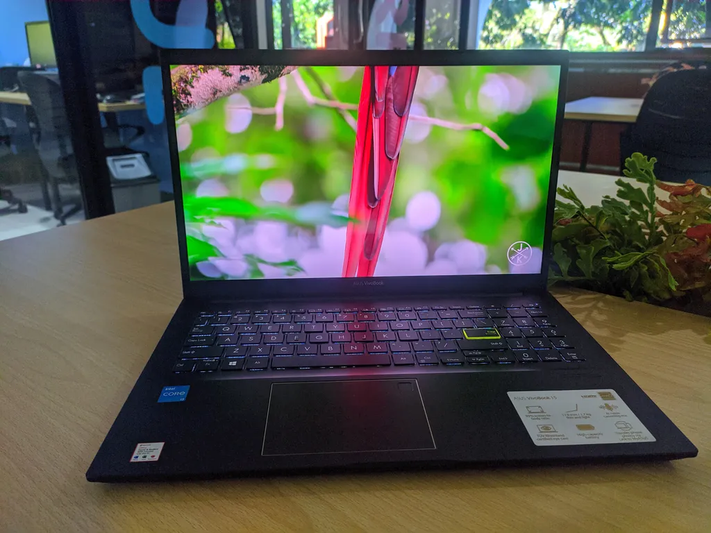 Review ASUS VivoBook 15 OLED K513EA, Laptop dengan Layar OLED Termurah 30