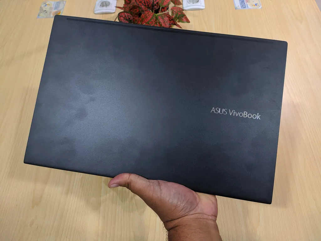 Review ASUS VivoBook 15 OLED K513EA, Laptop dengan Layar OLED Termurah 5