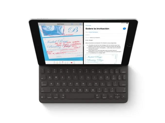 iPad 2021 dengan Smart Folio Keyboard
